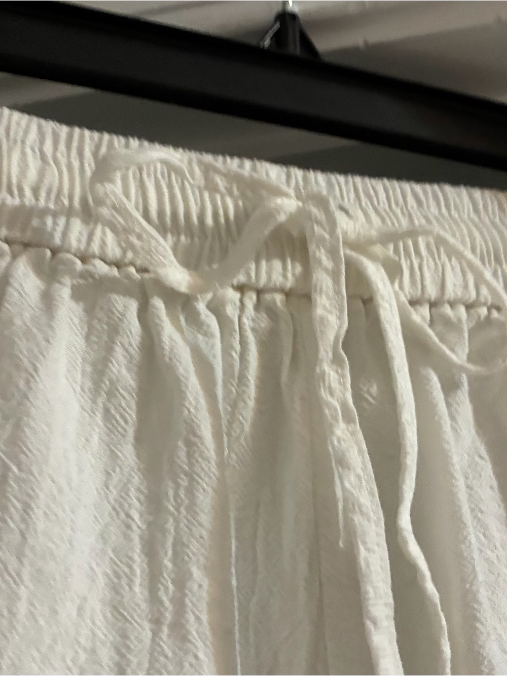 Cropped Drawstring Ankle Pants in White
